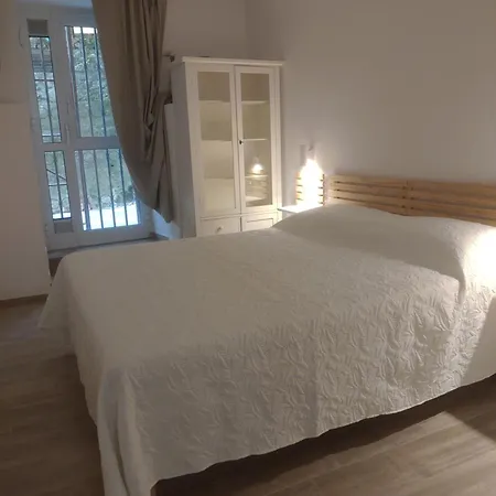 Lejlighed The Little Terrace Flat *