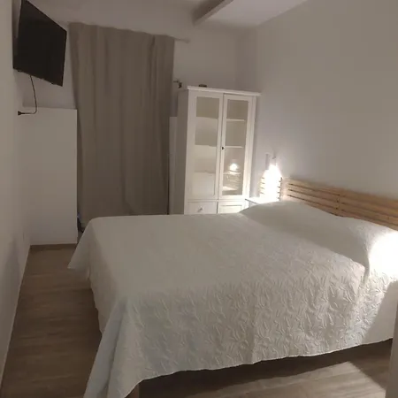 The Little Terrace Flat Lejlighed