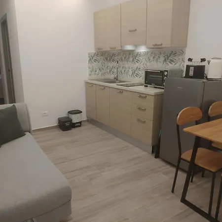 The Little Terrace Flat Λα Σπέτσια