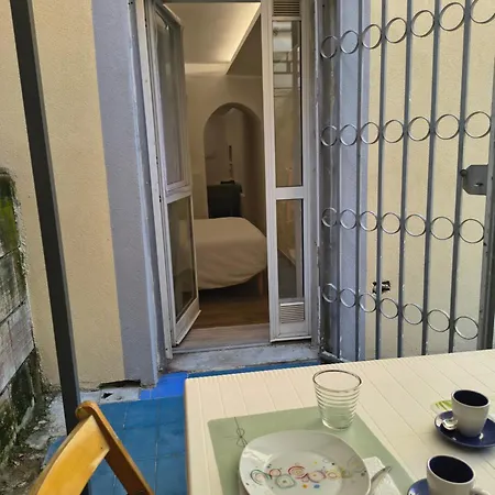 The Little Terrace Flat Lejlighed *